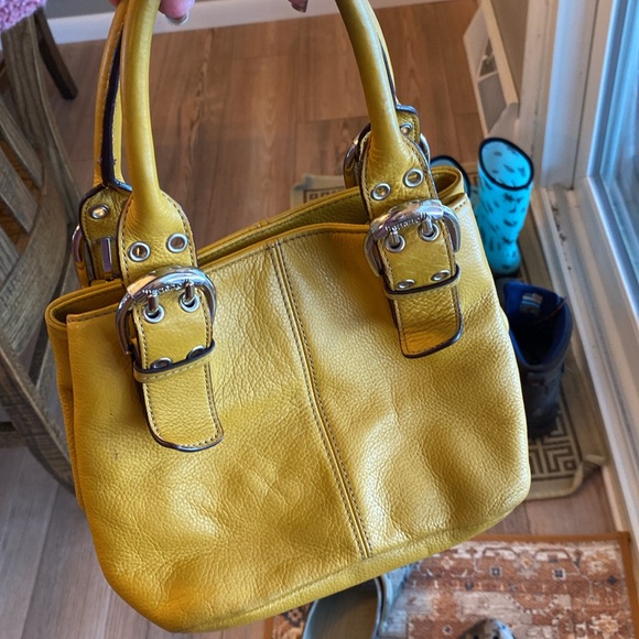 Tignanello Handbags - Tignanello Leather Handbag-Yellow